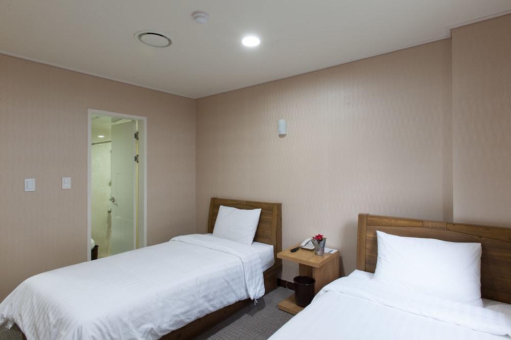 Benikea Hotel Flower Seoul Exterior photo