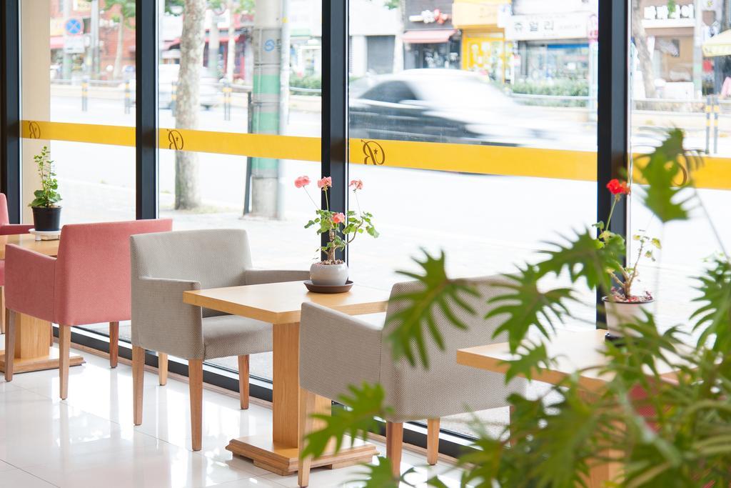 Benikea Hotel Flower Seoul Exterior photo